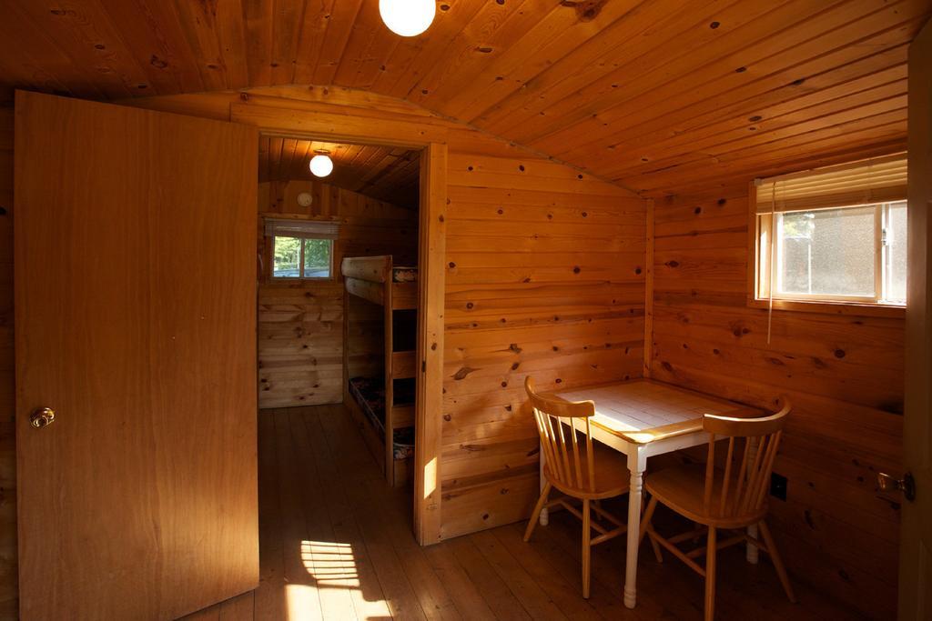 Plymouth Rock Camping Resort Basic Cabin Elkhart Lake Kültér fotó